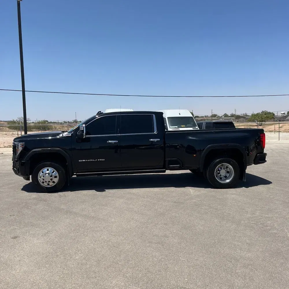 2024 GMC Sierra 3500HD Denali