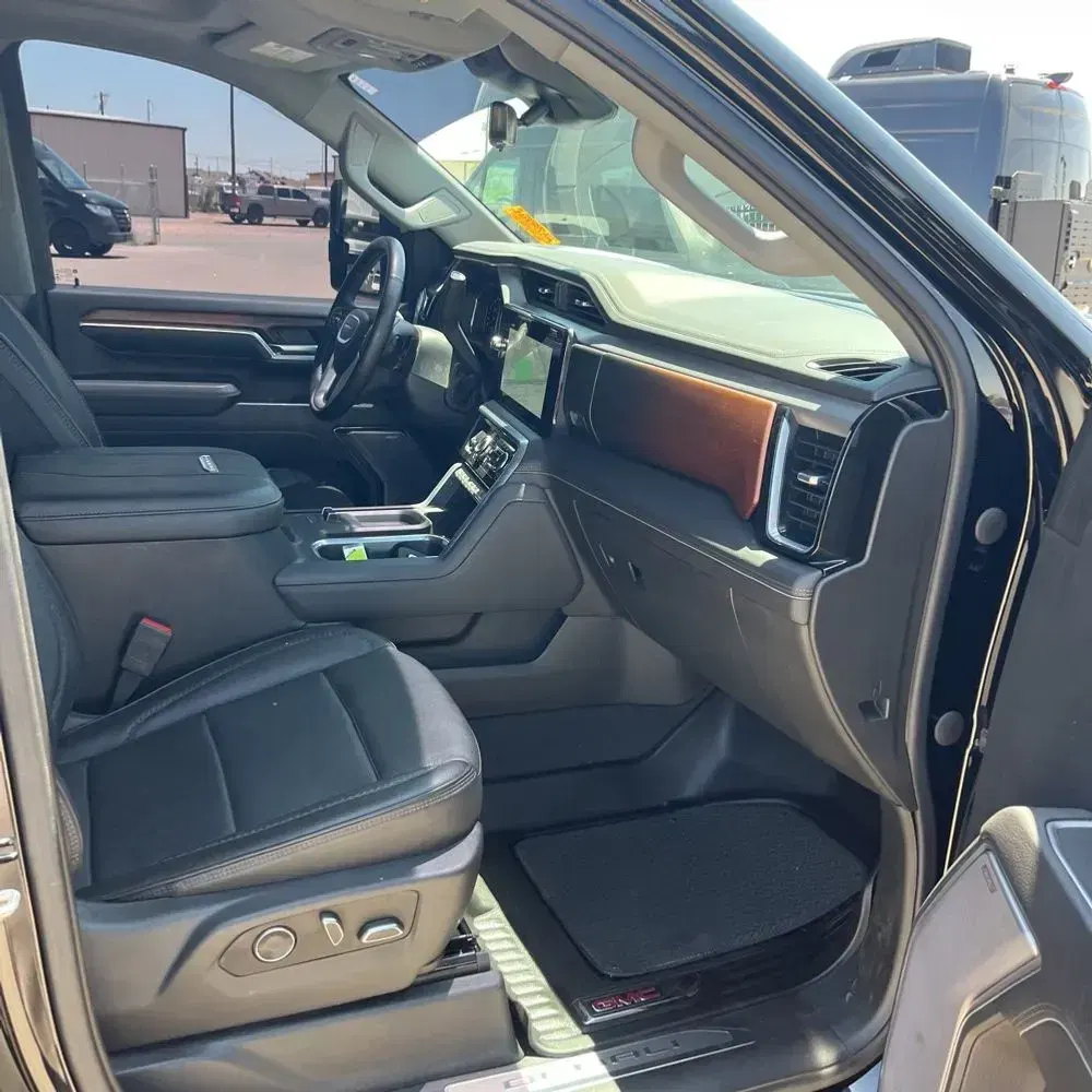 2024 GMC Sierra 3500HD Denali