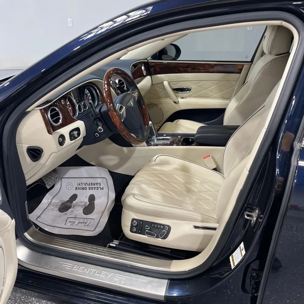 2015 Bentley Flying Spur Base
