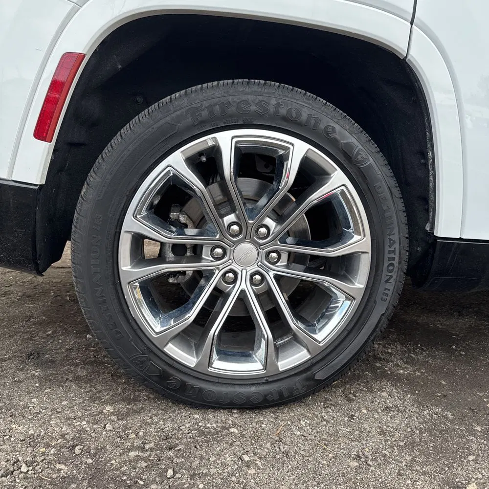 2023 Jeep Grand Wagoneer Series II