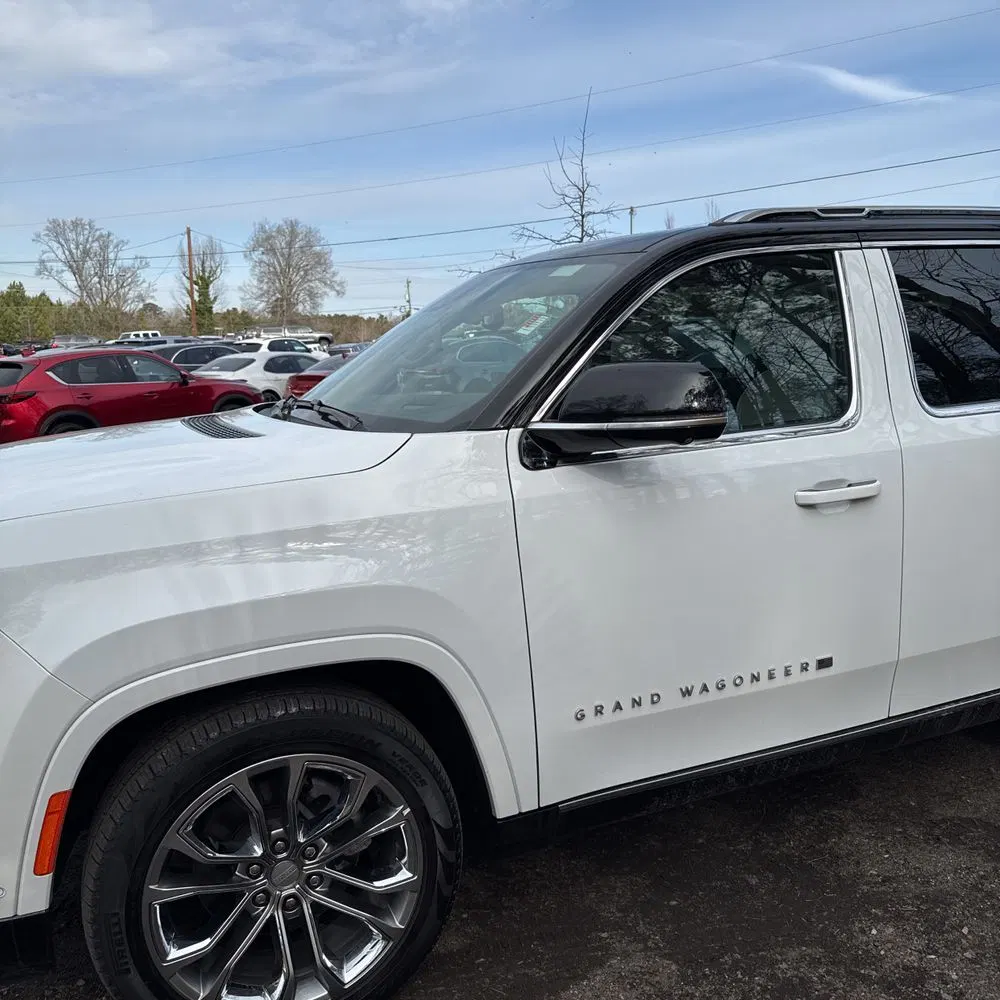 2023 Jeep Grand Wagoneer Series II