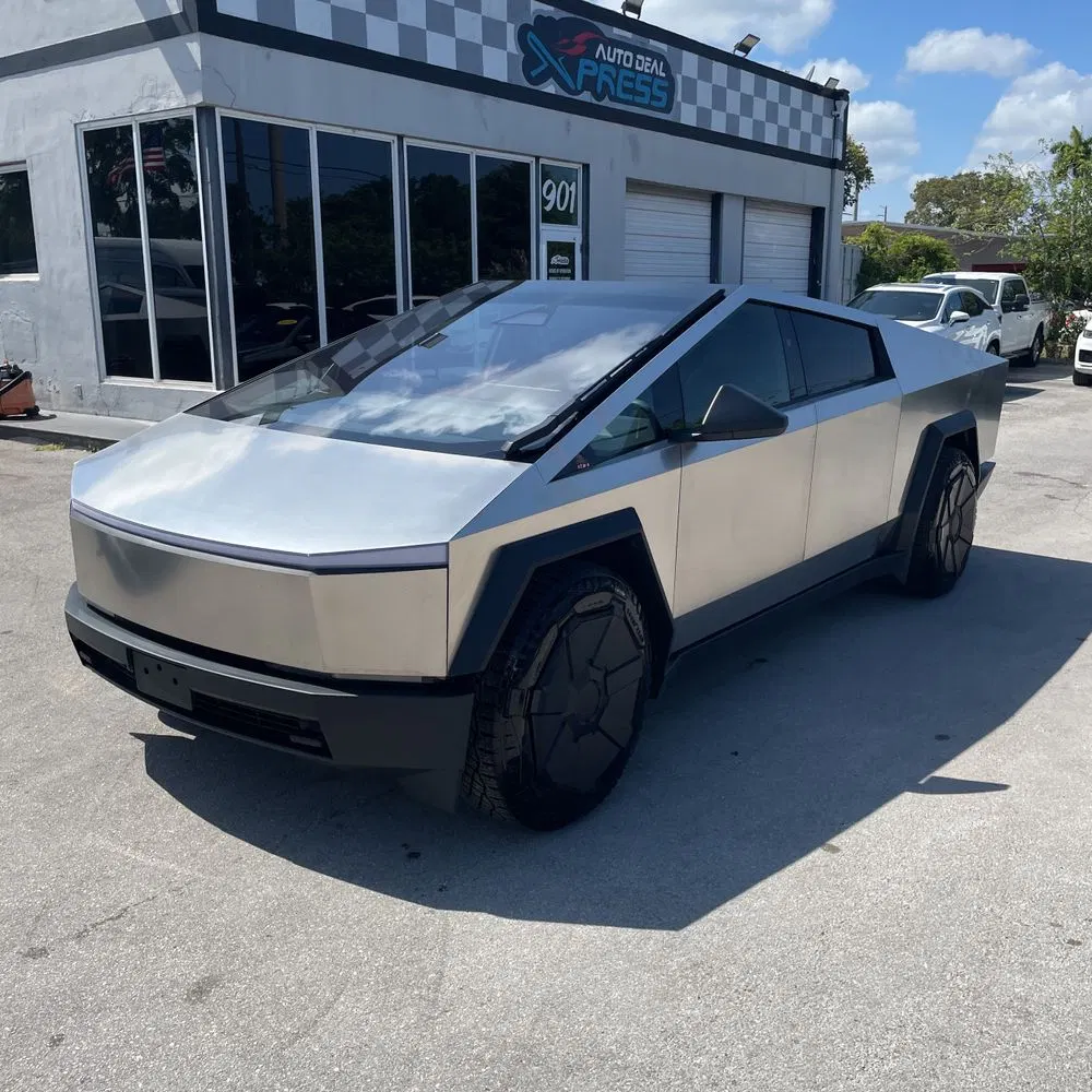 2024 Tesla Cybertruck Base