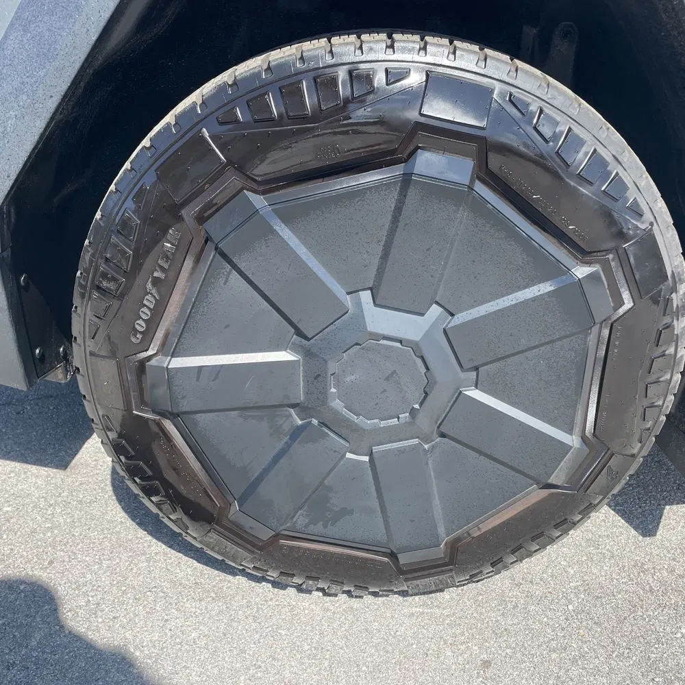 2024 Tesla Cybertruck Base