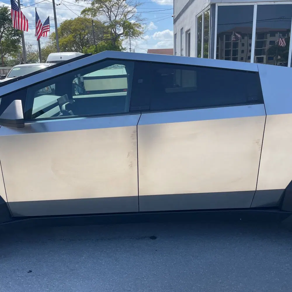2024 Tesla Cybertruck Base