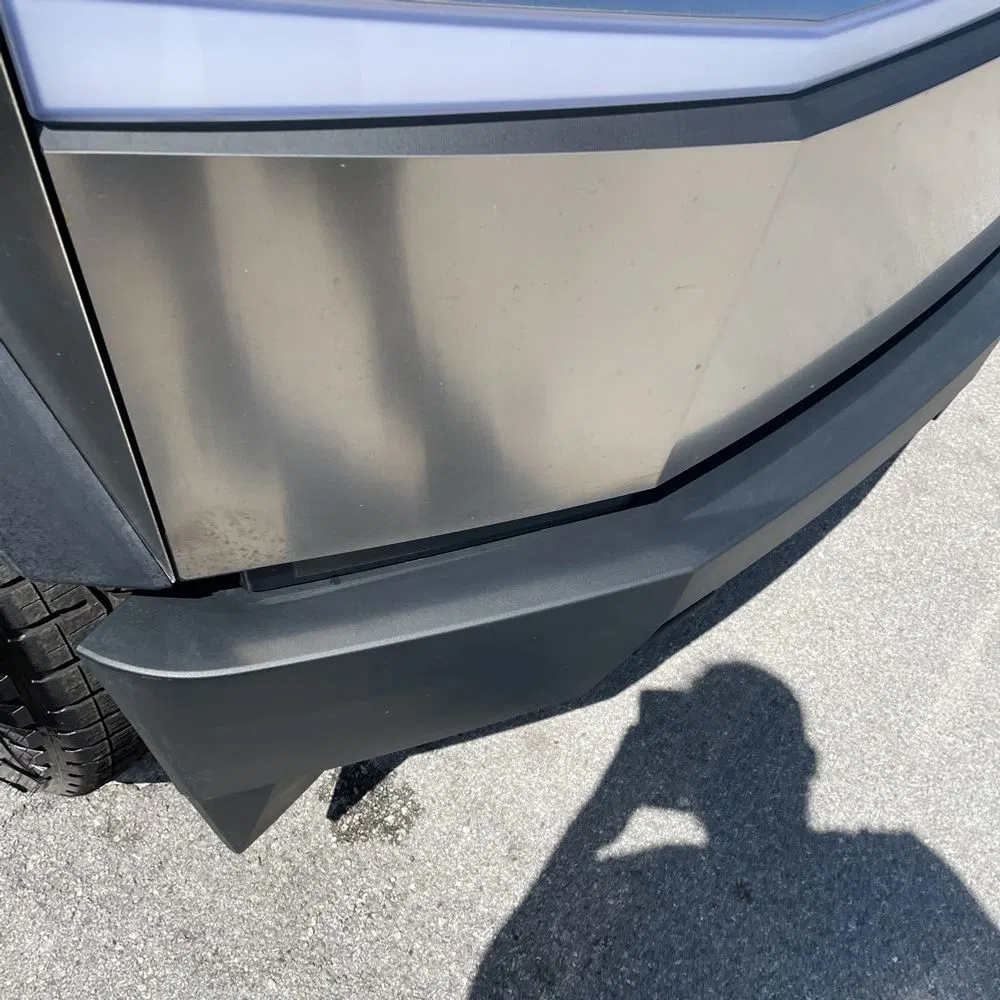 2024 Tesla Cybertruck Base