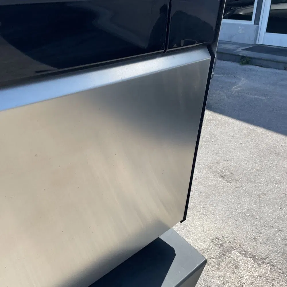 2024 Tesla Cybertruck Base