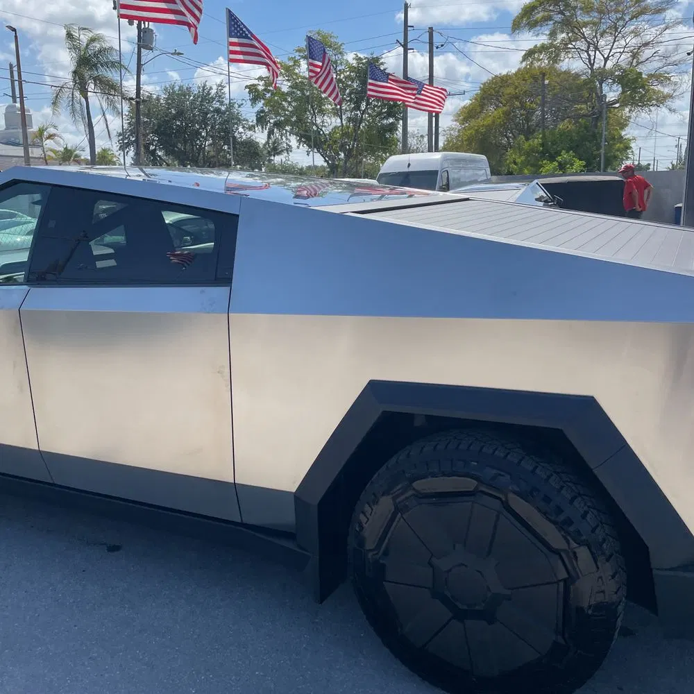 2024 Tesla Cybertruck Base