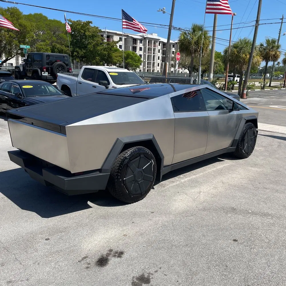 2024 Tesla Cybertruck Base