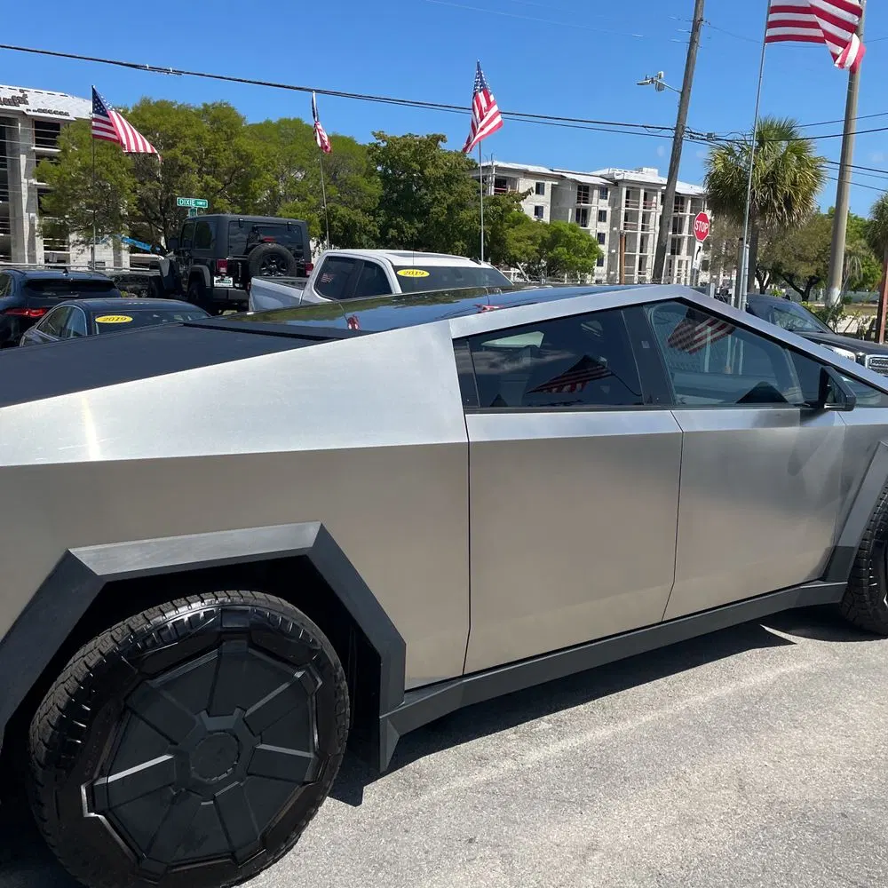 2024 Tesla Cybertruck Base