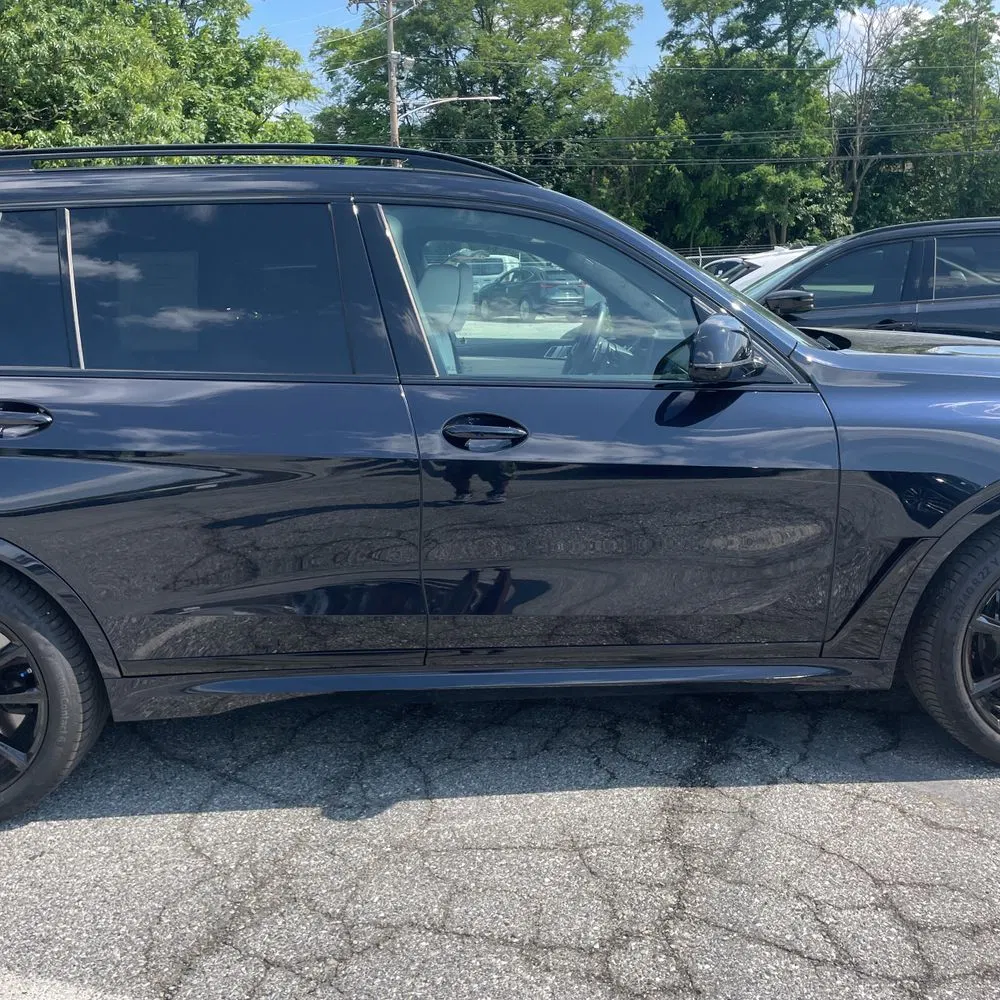 2025 BMW X7 M60i