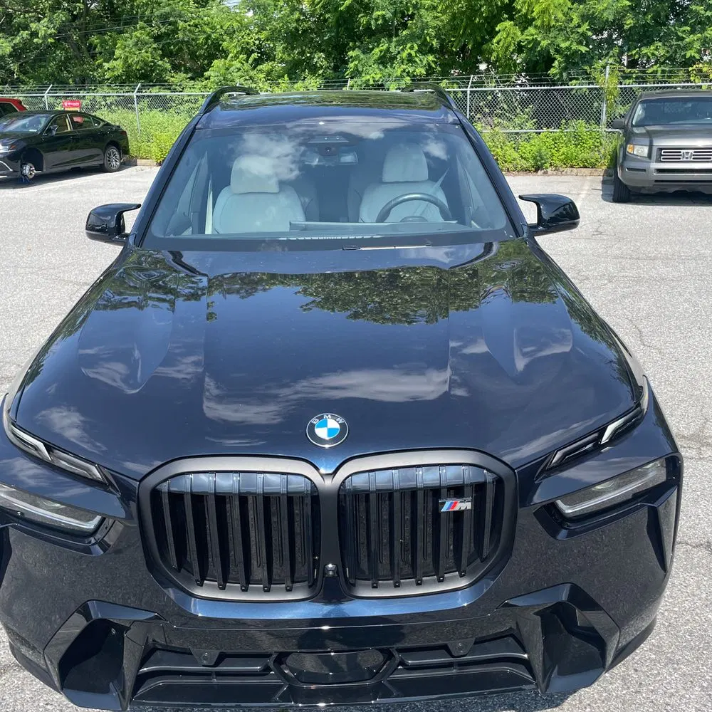 2025 BMW X7 M60i