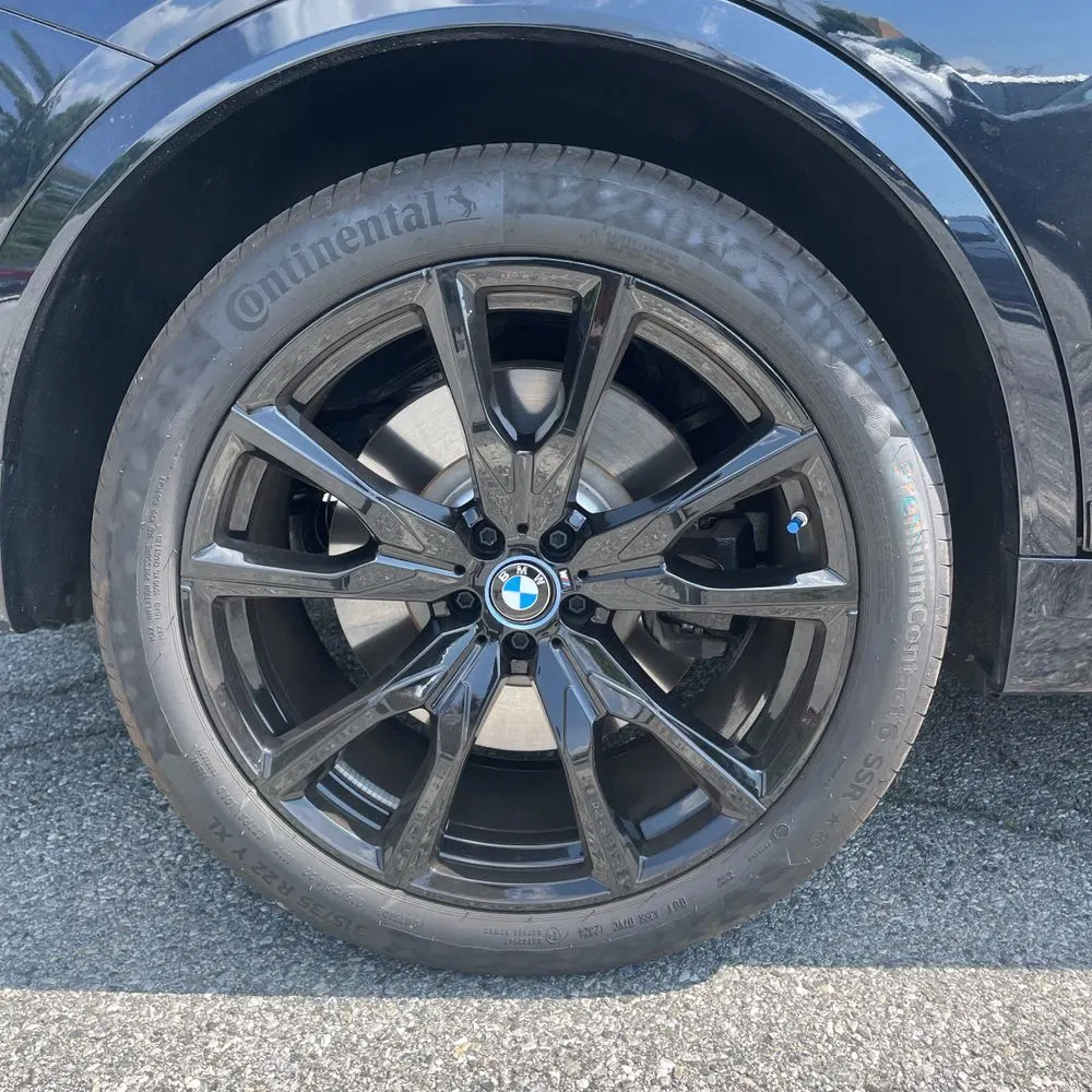 2025 BMW X7 M60i