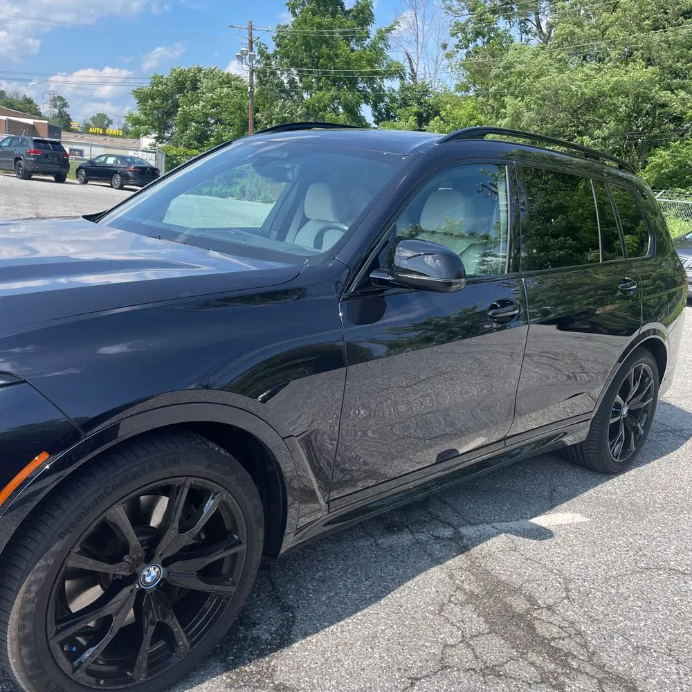 2025 BMW X7 M60i