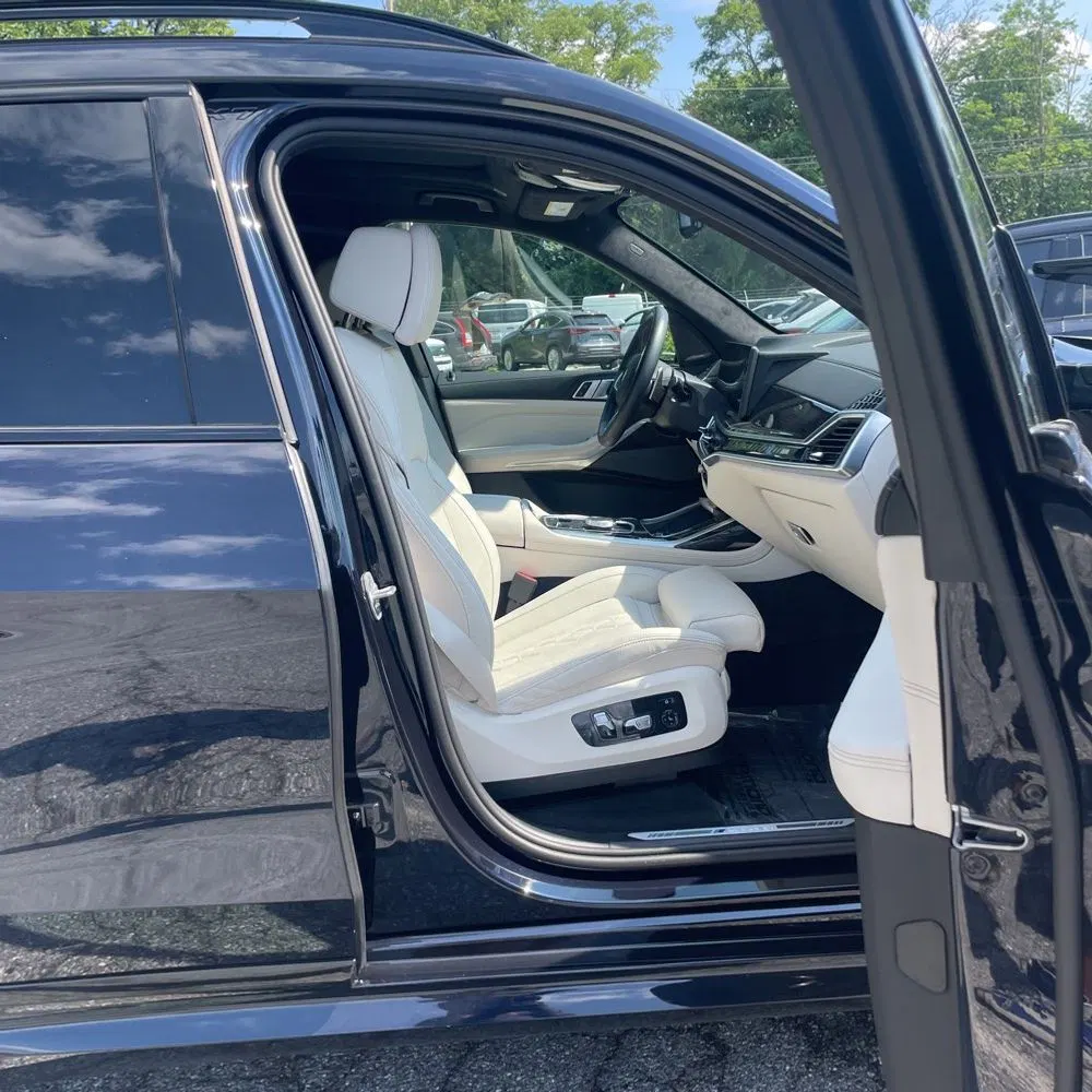 2025 BMW X7 M60i