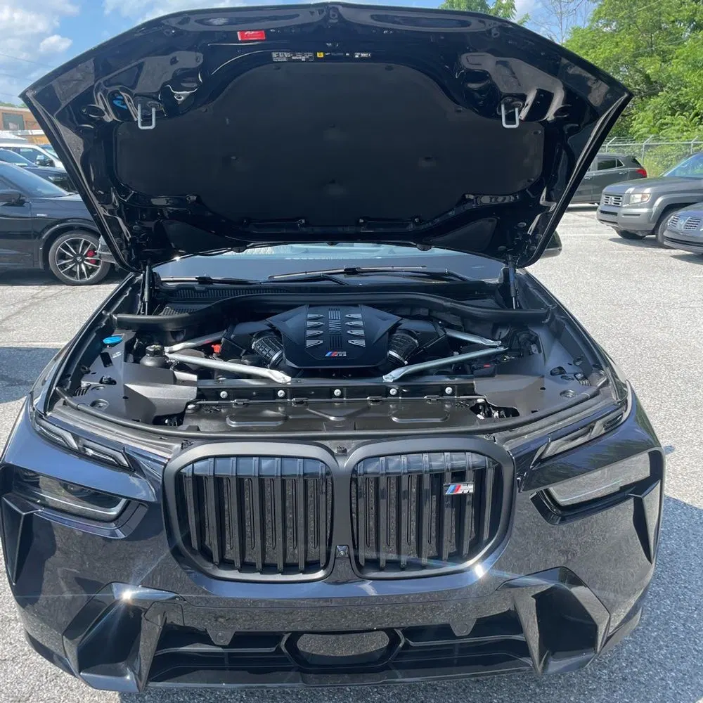 2025 BMW X7 M60i