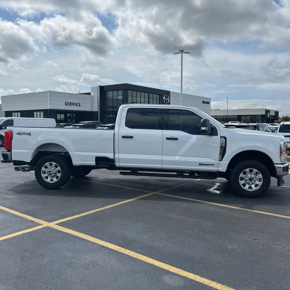 2024 Ford F-350 Super Duty XLT