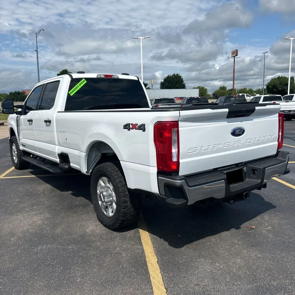 2024 Ford F-350 Super Duty XLT