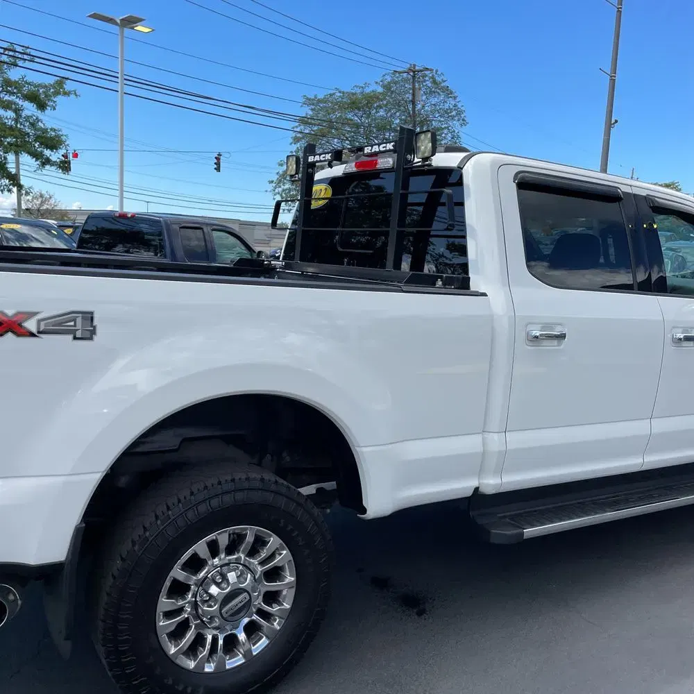 2022 Ford F-350 Super Duty Lariat