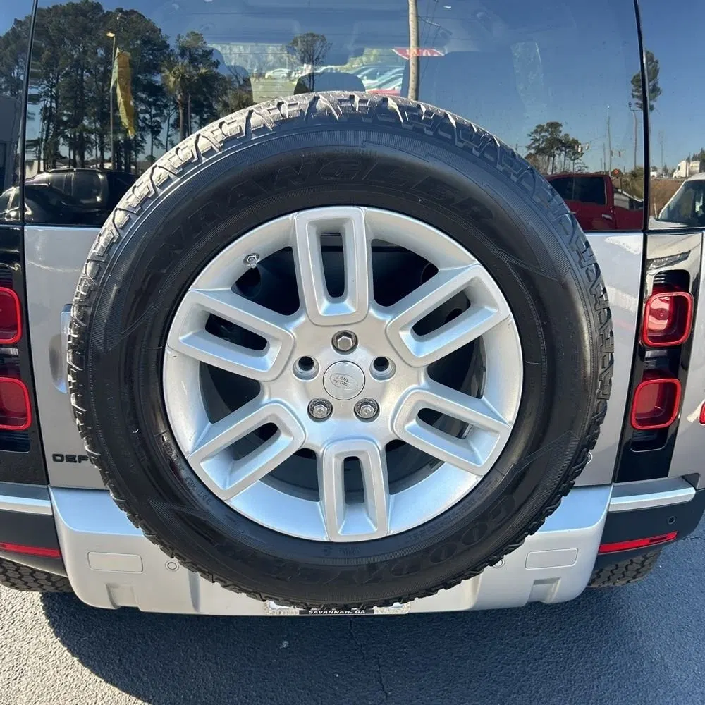 2021 Land Rover Defender 110 S
