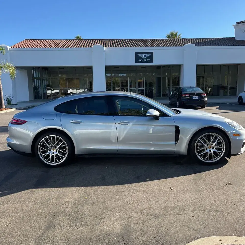 2020 Porsche Panamera Base