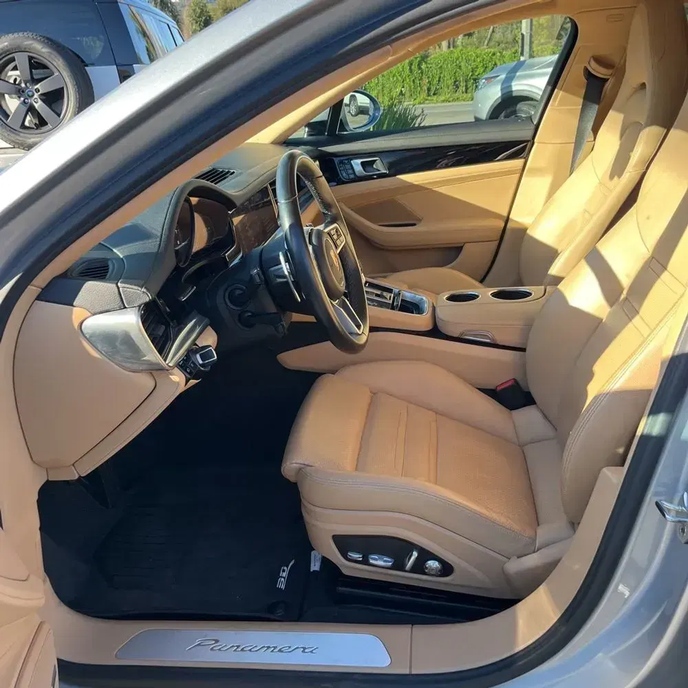 2020 Porsche Panamera Base