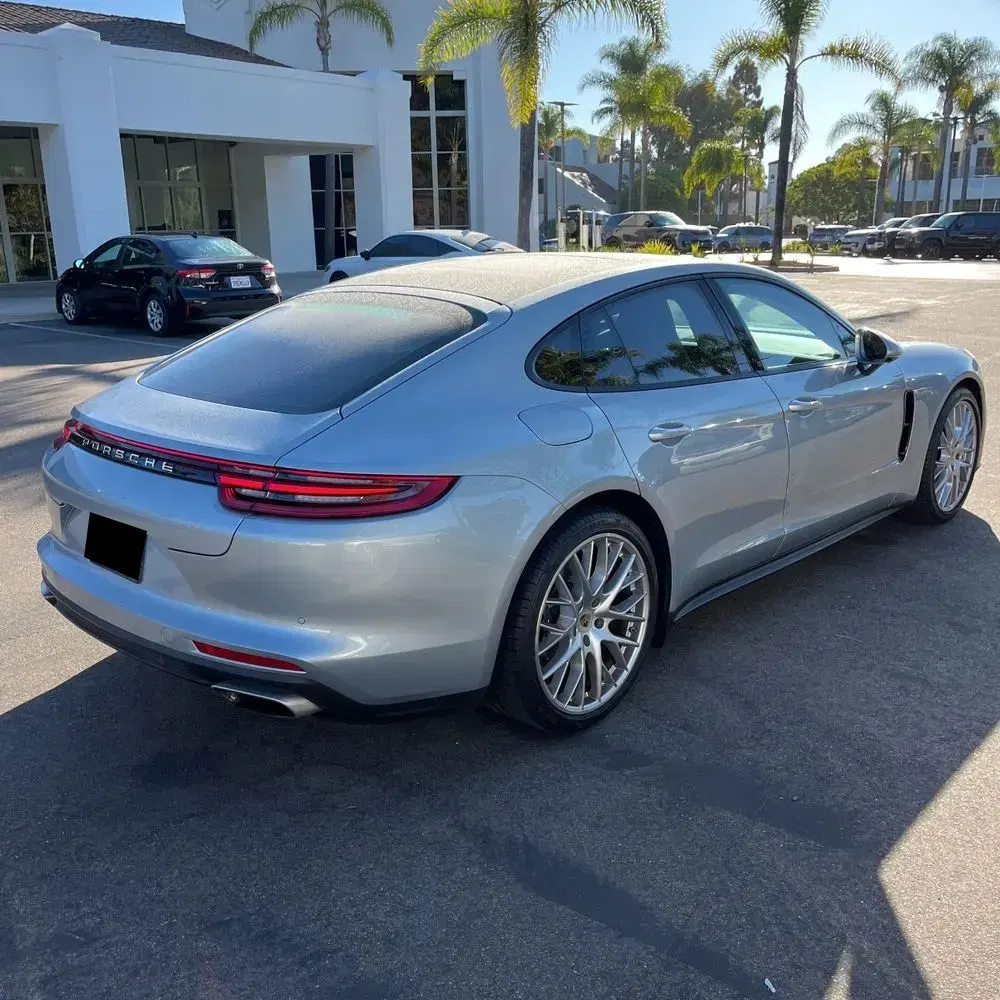 2020 Porsche Panamera Base