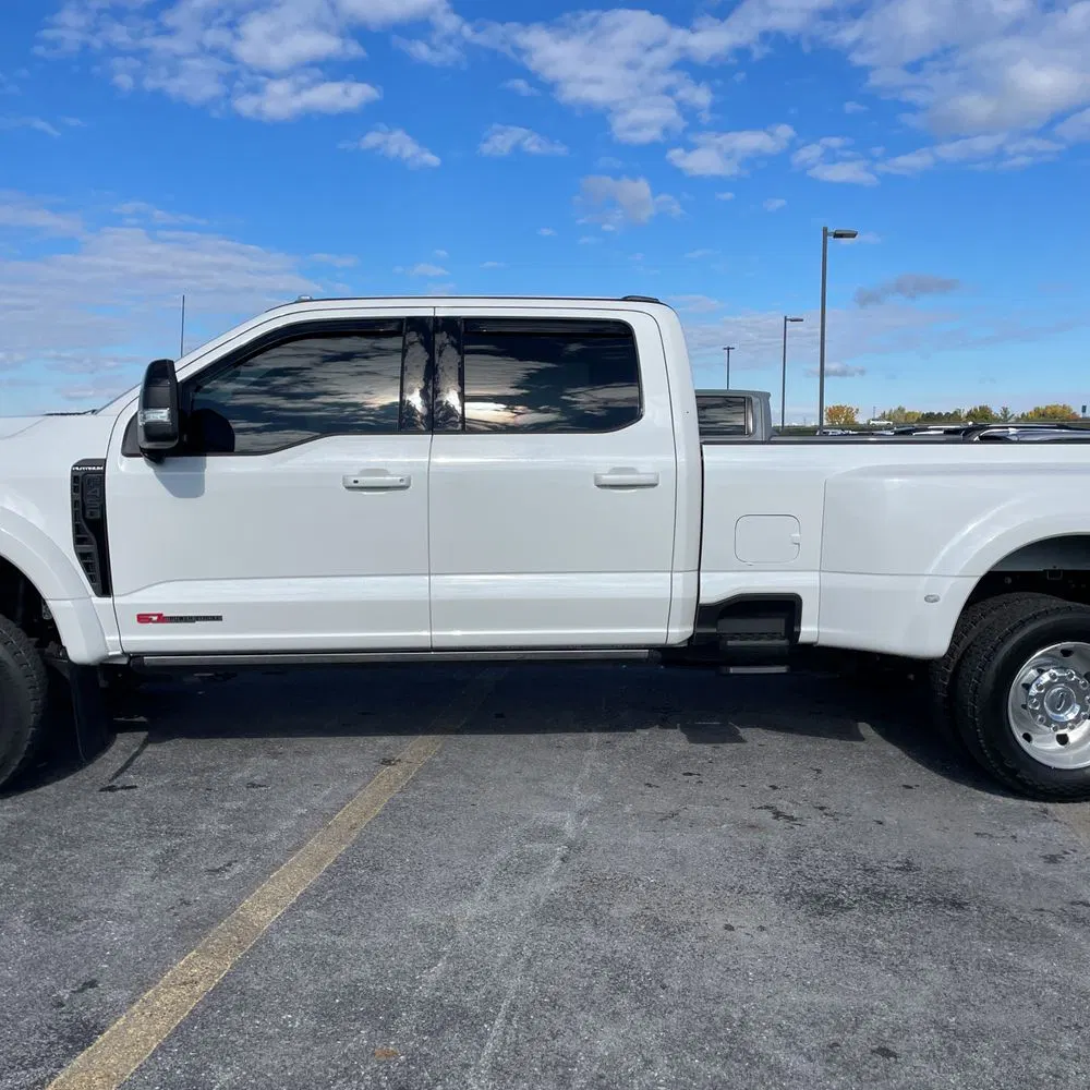 2025 Ford F-450 Super Duty Platinum