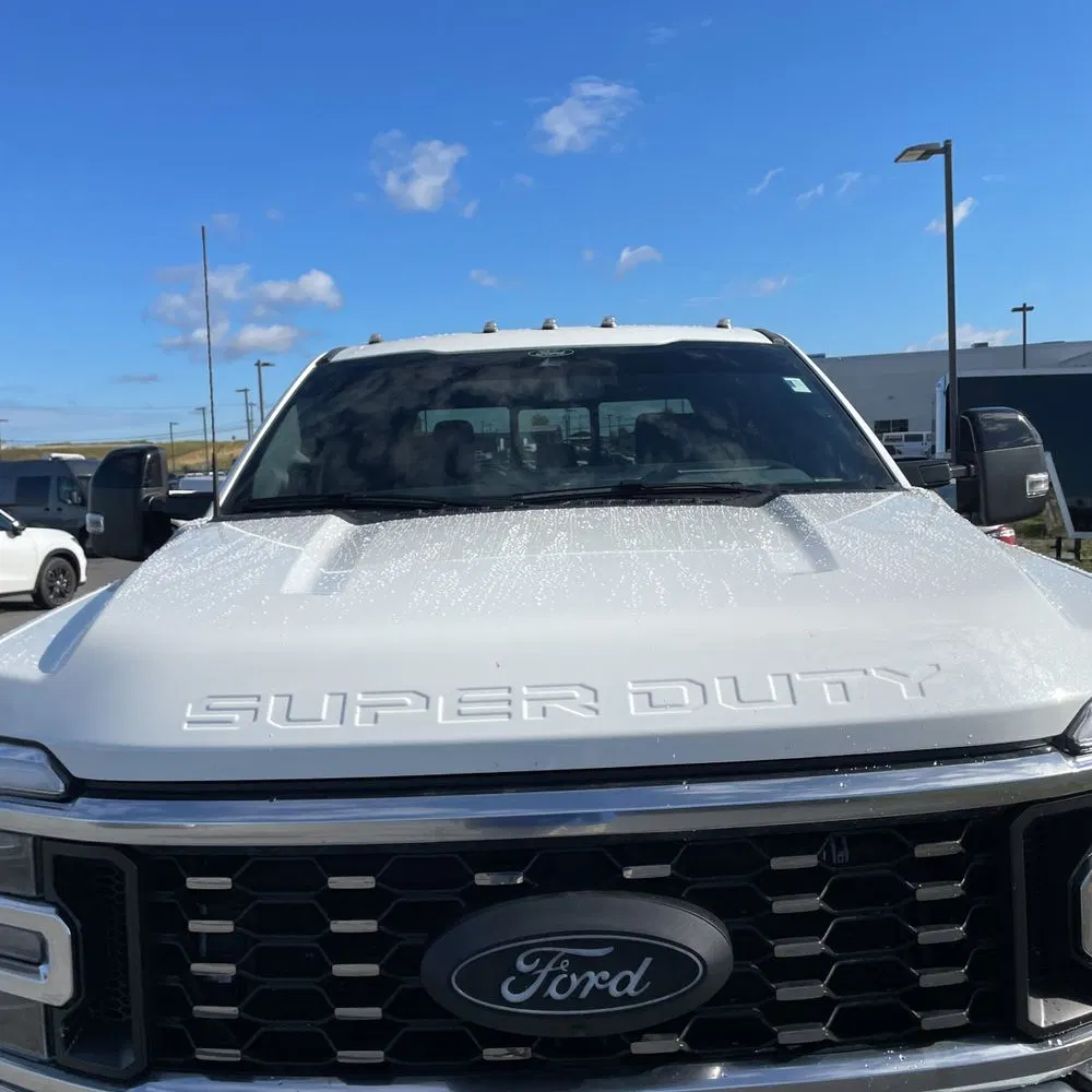 2025 Ford F-450 Super Duty Platinum