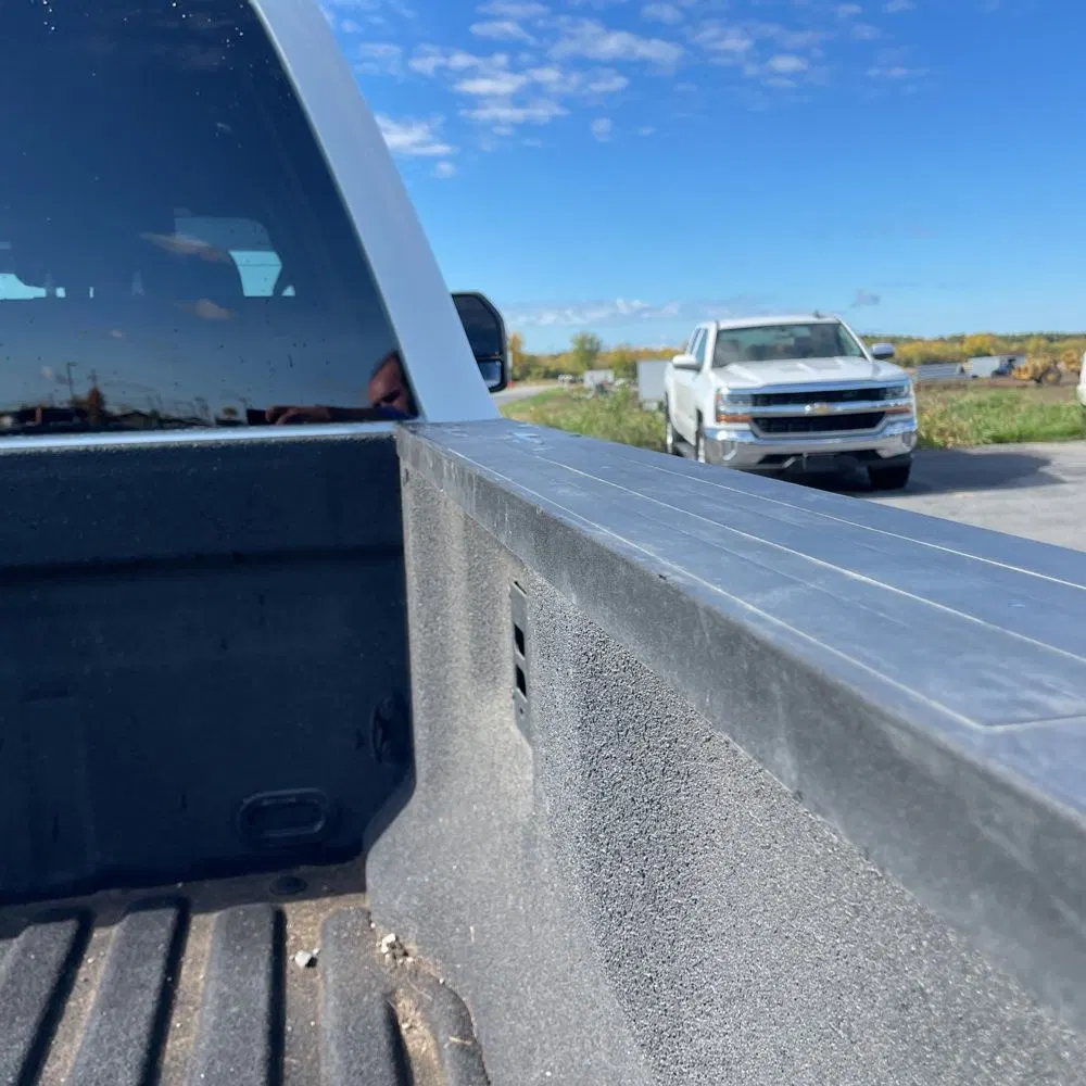 2025 Ford F-450 Super Duty Platinum