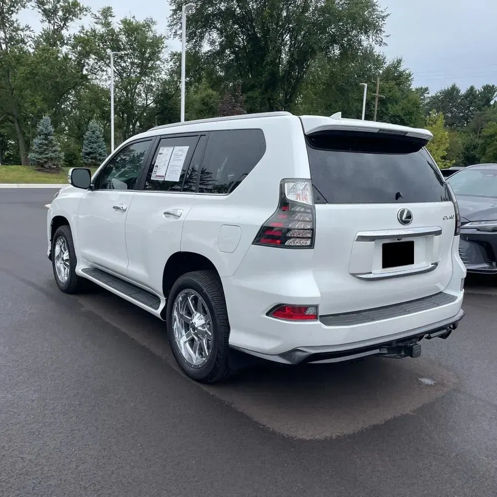 2023 Lexus GX 460 Base