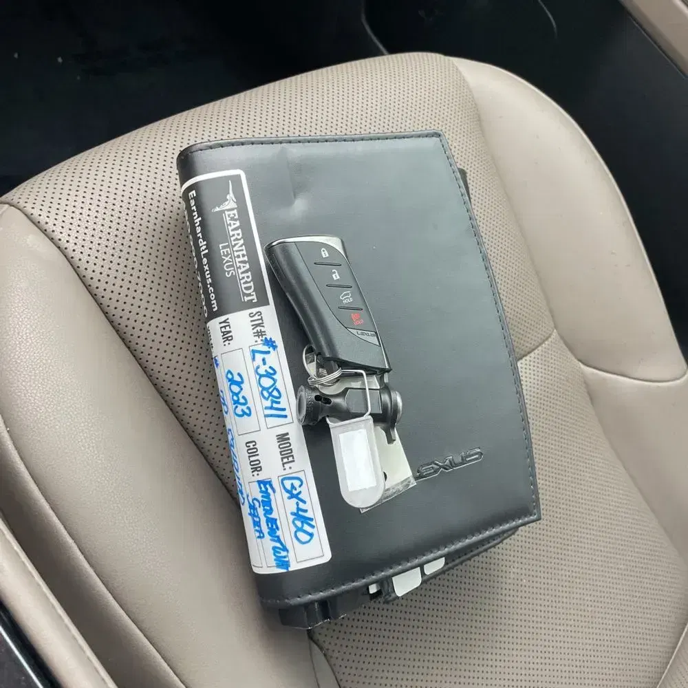 2023 Lexus GX 460 Base