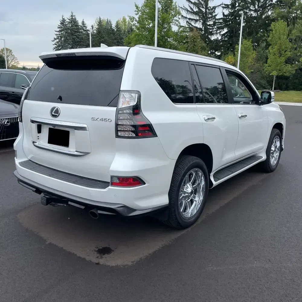 2023 Lexus GX 460 Base