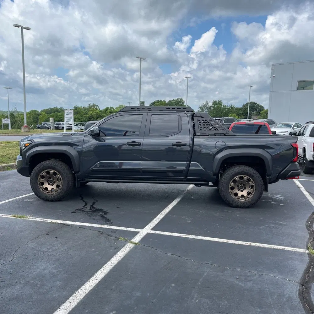 2024 Toyota Tacoma Trailhunter HV