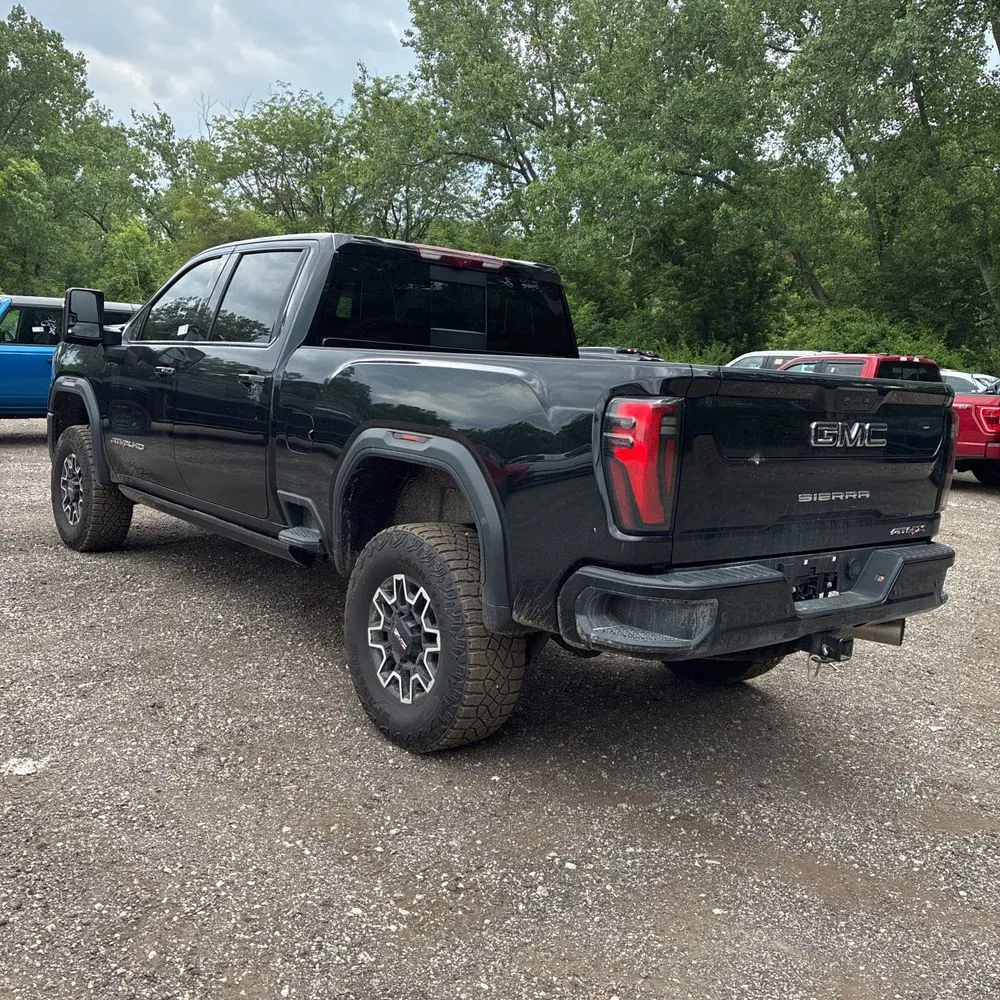 2024 GMC Sierra 2500 AT4X