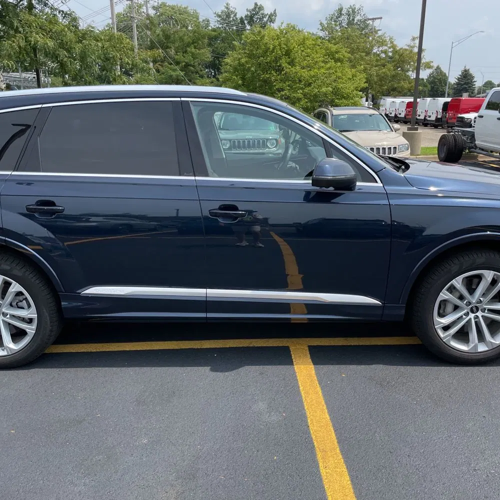 2025 Audi Q7 Premium Plus 45