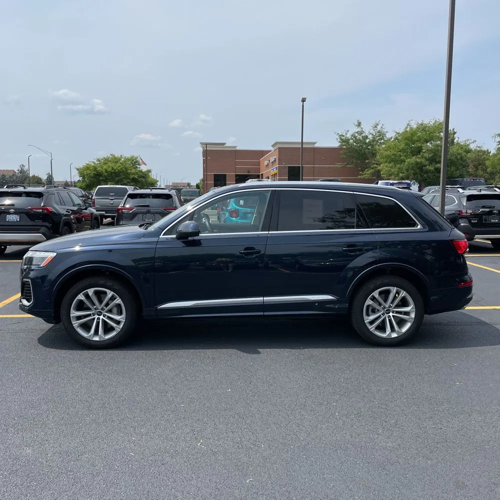 2025 Audi Q7 Premium Plus 45