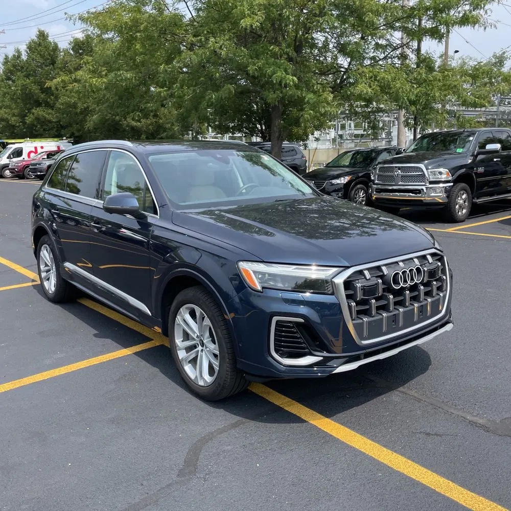 2025 Audi Q7 Premium Plus 45