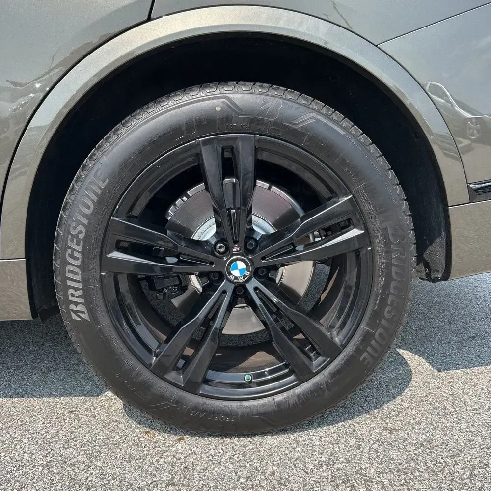 2025 BMW X7 XDrive40i 4D SUV