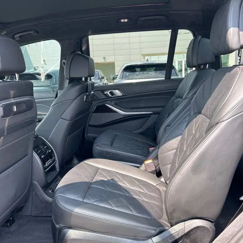 2025 BMW X7 XDrive40i 4D SUV
