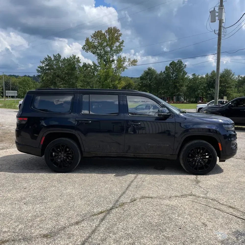 2023 Jeep Grand Wagoneer Obsidian