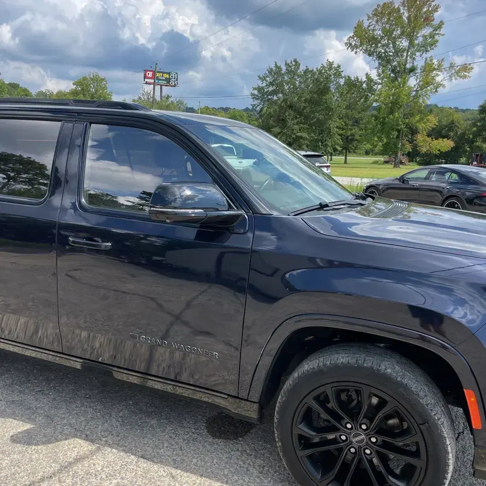 2023 Jeep Grand Wagoneer Obsidian