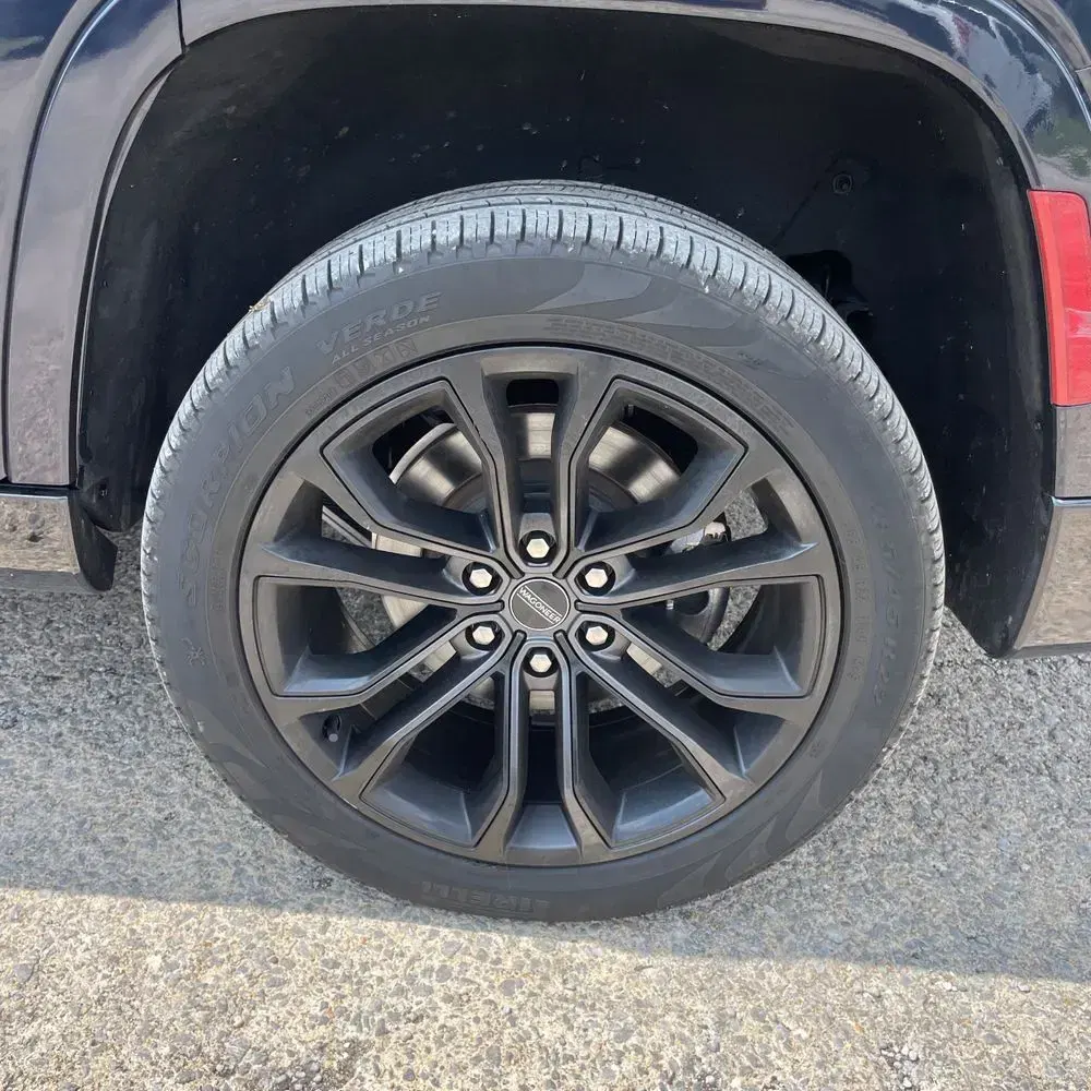 2023 Jeep Grand Wagoneer Obsidian