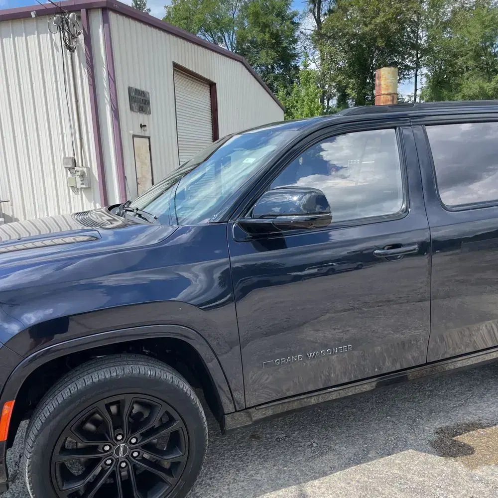 2023 Jeep Grand Wagoneer Obsidian