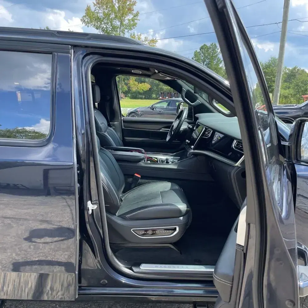 2023 Jeep Grand Wagoneer Obsidian