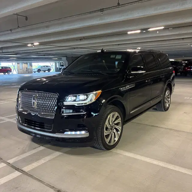 2023 Lincoln Navigator L Reserve
