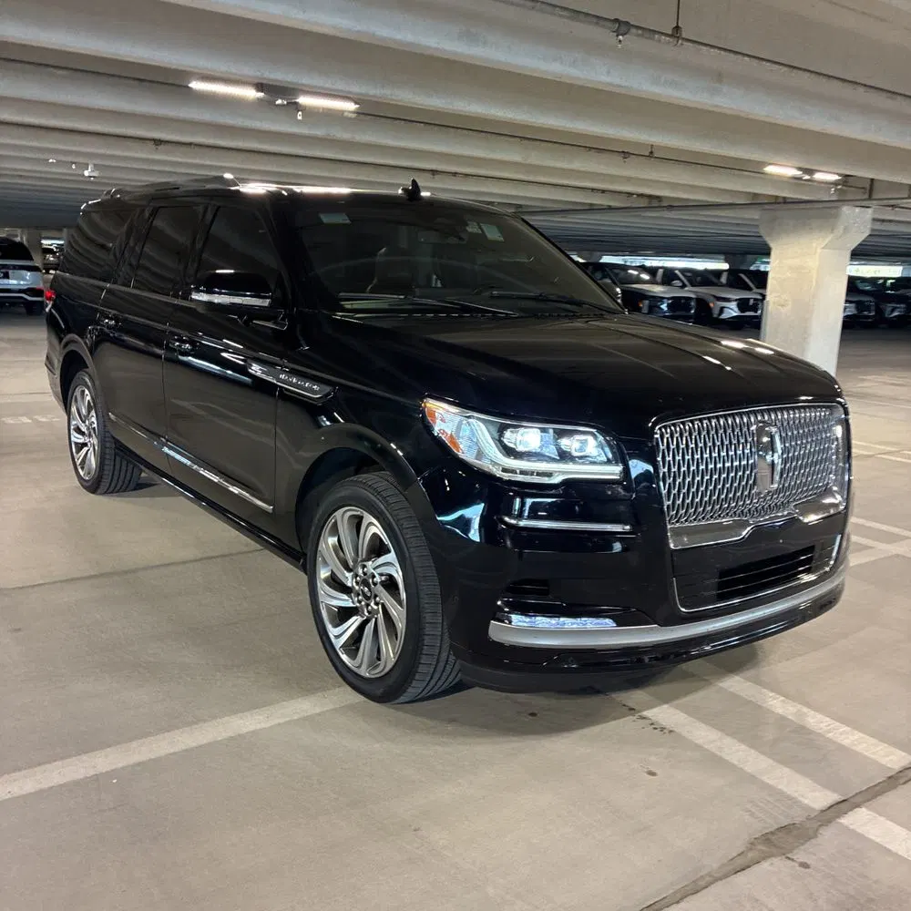 2023 Lincoln Navigator L Reserve
