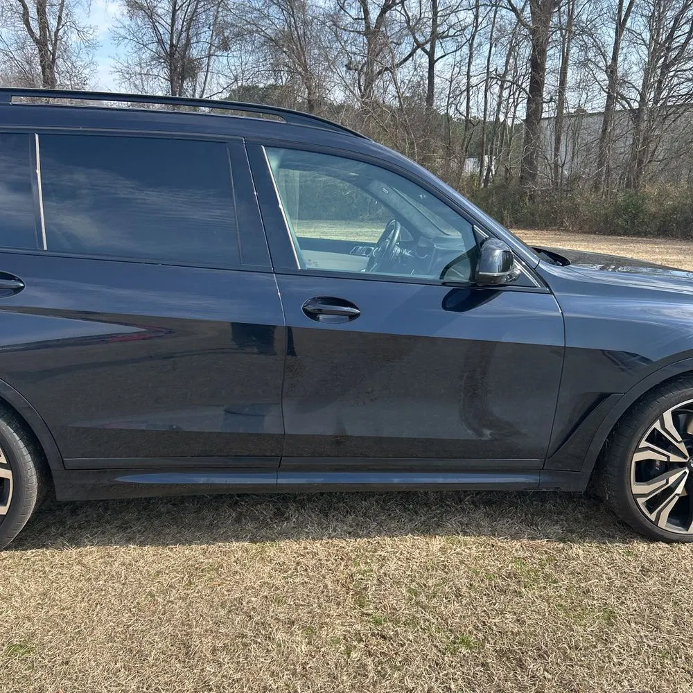 2023 BMW X7 M60i