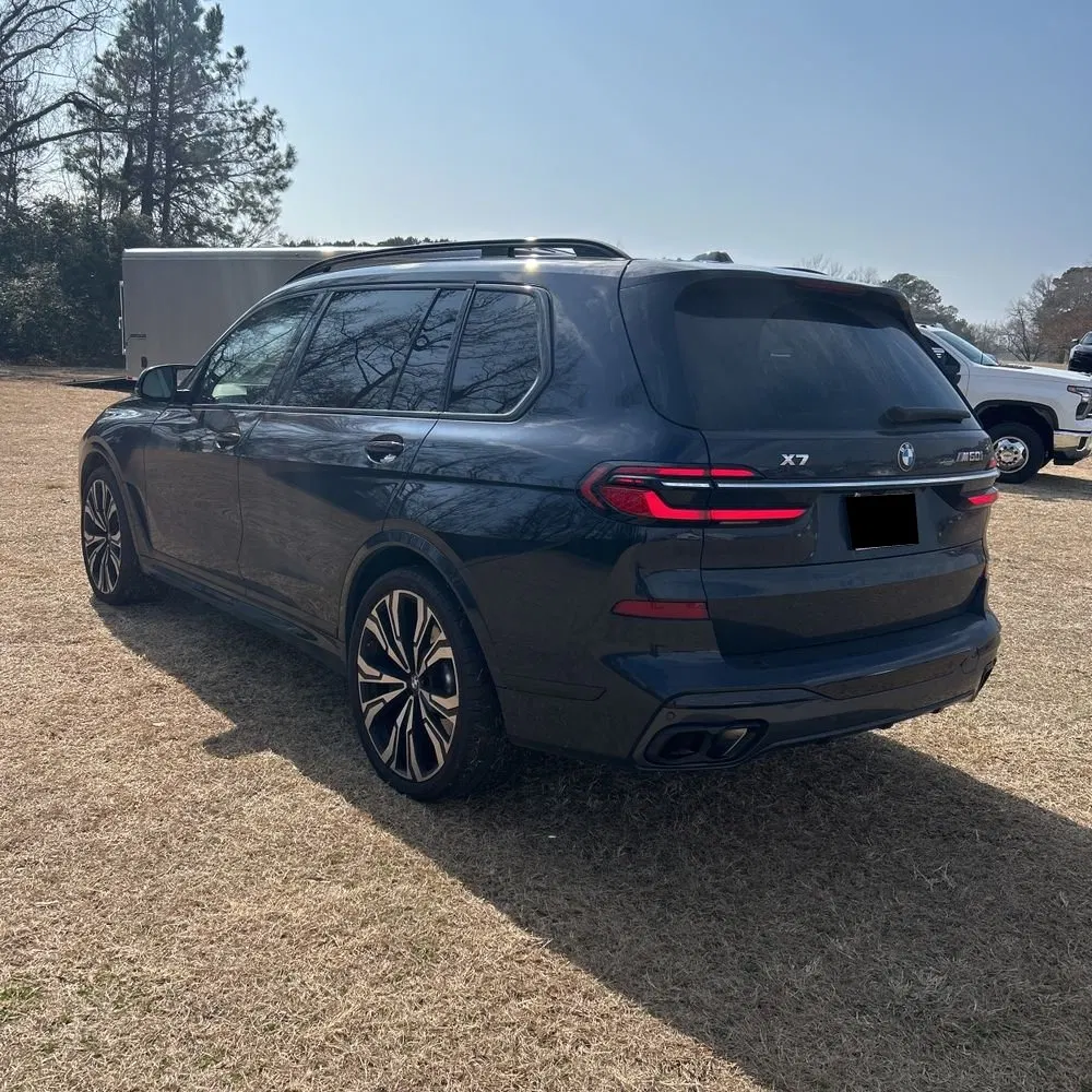 2023 BMW X7 M60i