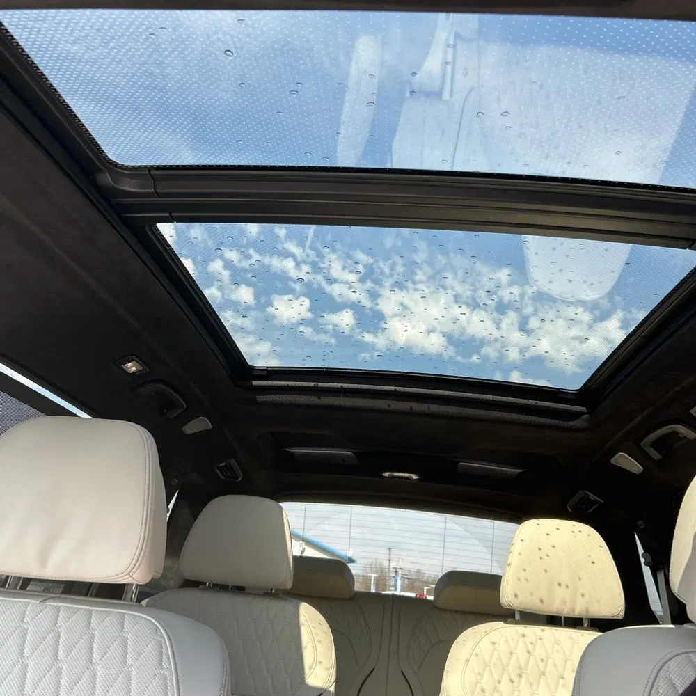 2023 BMW X7 M60i
