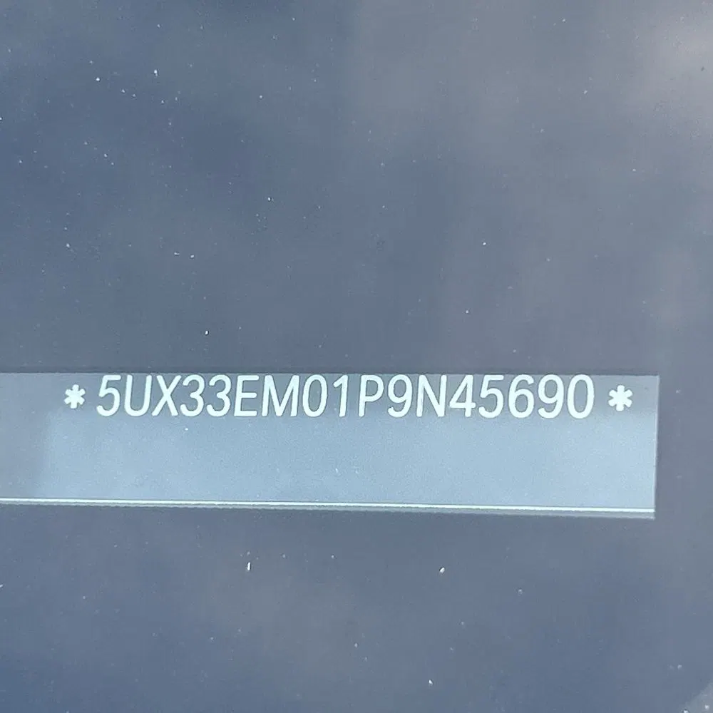 2023 BMW X7 M60i